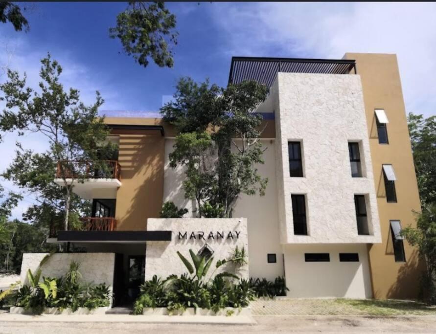 Suit Next To The Common Top Roof Exclusive Building Kingsize Bed 2 Super Pools, Gym, Grill 图卢姆 外观 照片